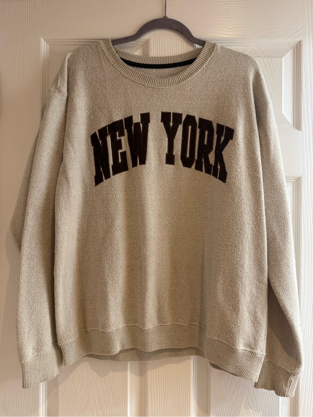 New York Graphic Crewneck Sweater - Cream